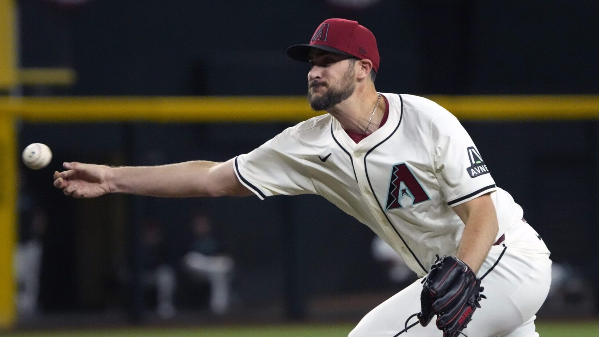 Diamondbacks right-hander Ryan Thompson pitches at Chase Field.