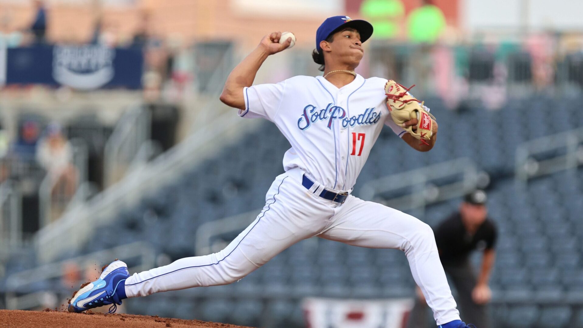 Diamondbacks pitching prospect Yilber Diaz pitches for the Amarillo Sod Poodles.