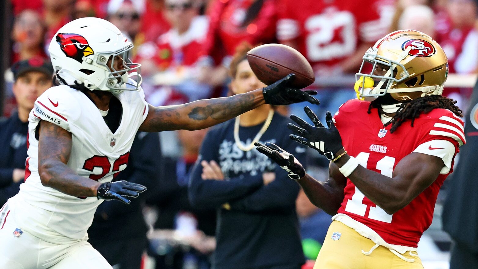 Cardinals cornerback Antonio Hamilton deflects a pass intended for 49ers receiver Brandon Aiyuk.