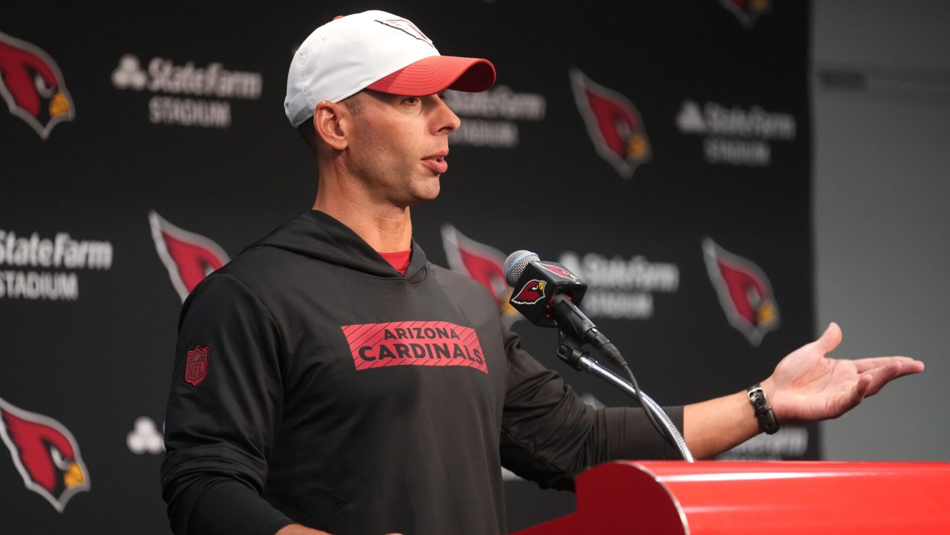 Arizona Cardinals head coach Jonathan Gannon addresses the media following the first day of Training Camp.