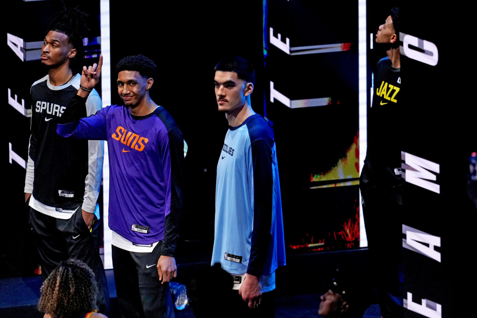 Feb 14, 2025; San Francisco, California, USA; Team C forward Ryan Dunn (0) of the Phoenix Suns before the game during the 2025 NBA Rising Stars Game at Chase Center. Mandatory Credit: Cary Edmondson-Imagn Images