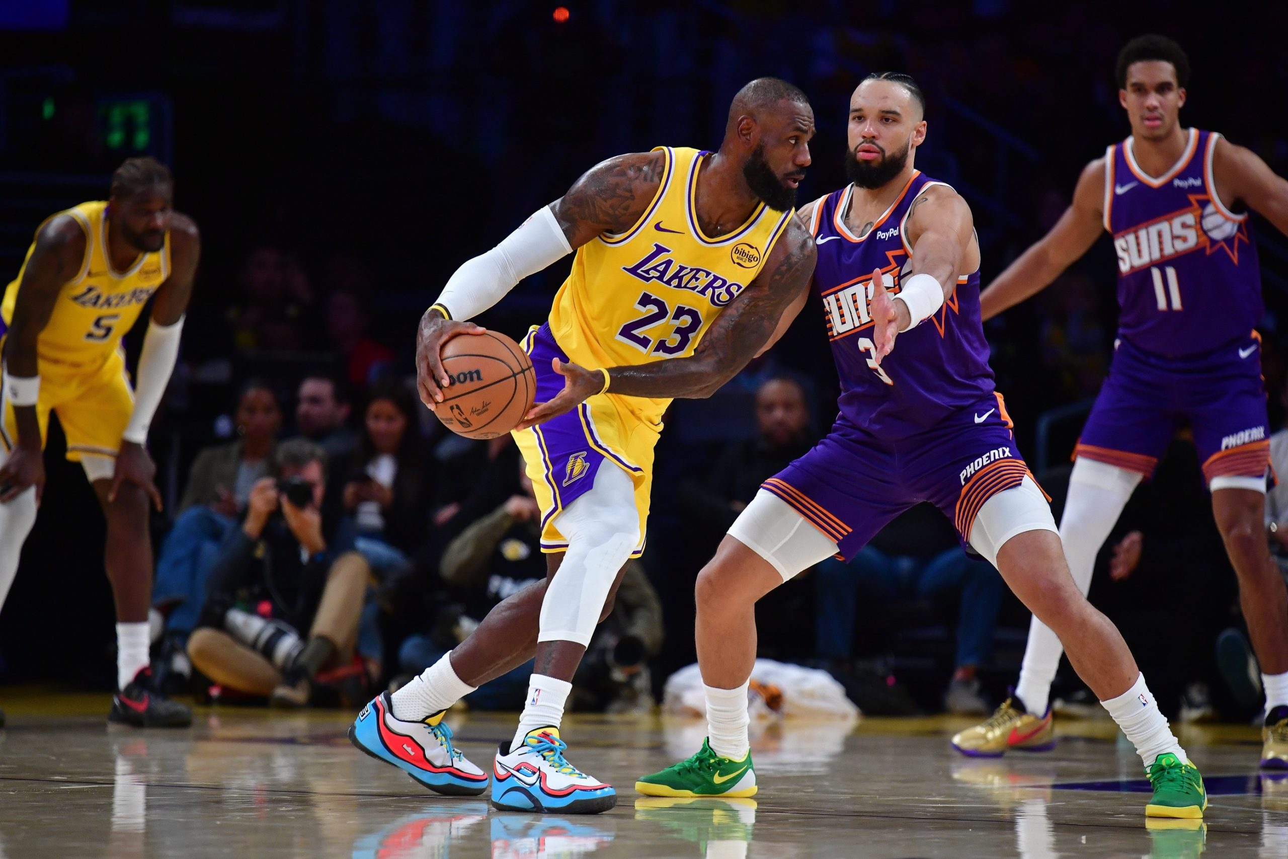 Phoenix Suns Dillon Brooks LeBron James