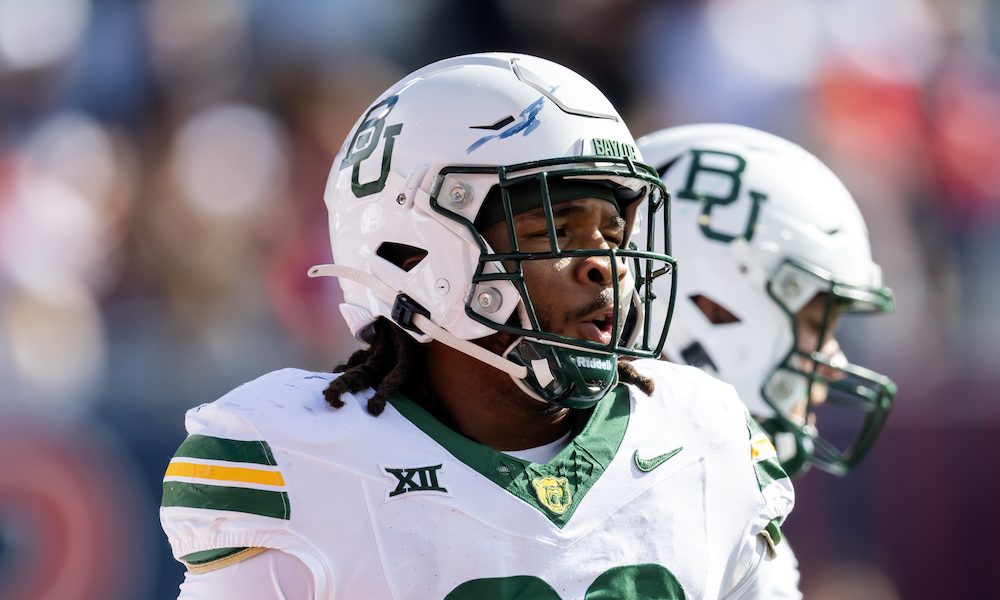 Baylor Bears EDGE Emar'rion Winston in 2025 matchup versus Arizona.